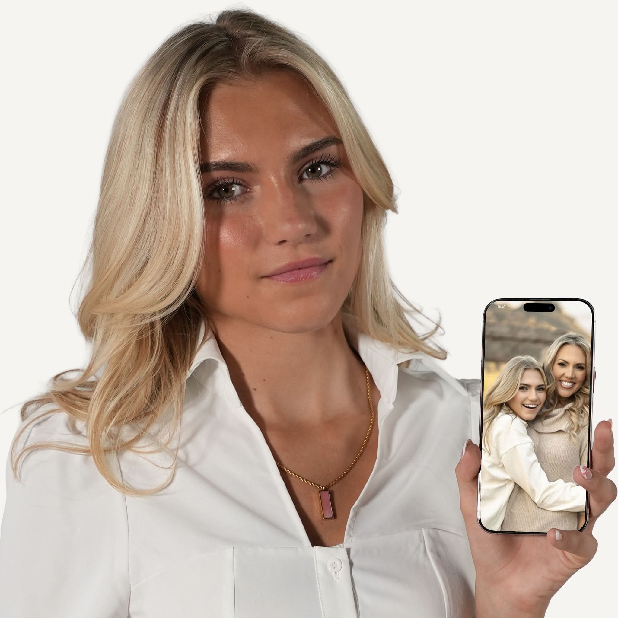 Keepsake Necklace in Gold